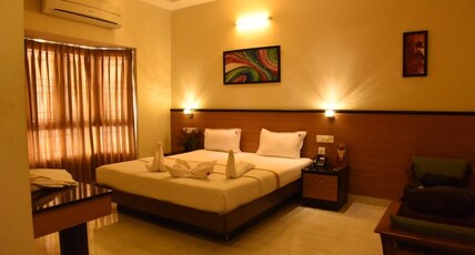 Kohinoor Hotels Room Type - Standard Room
