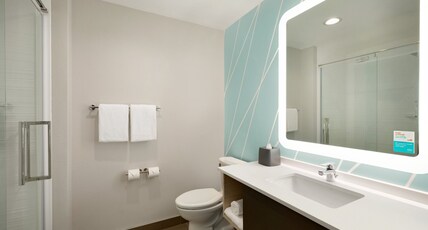 avid hotels TULSA SOUTH - MEDICAL DISTRICT Room Type - 2 Queen Standard