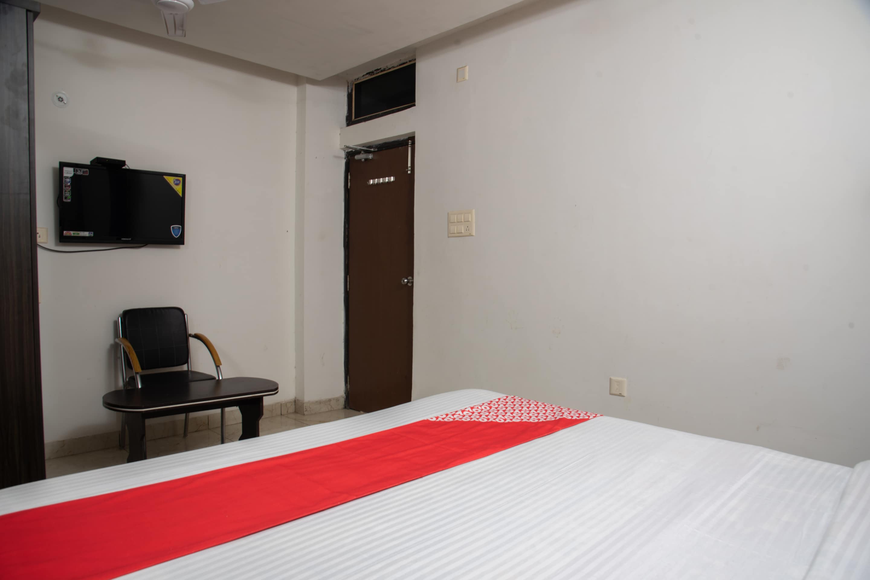 Hotel O Geetanjali - Tap to explore photos