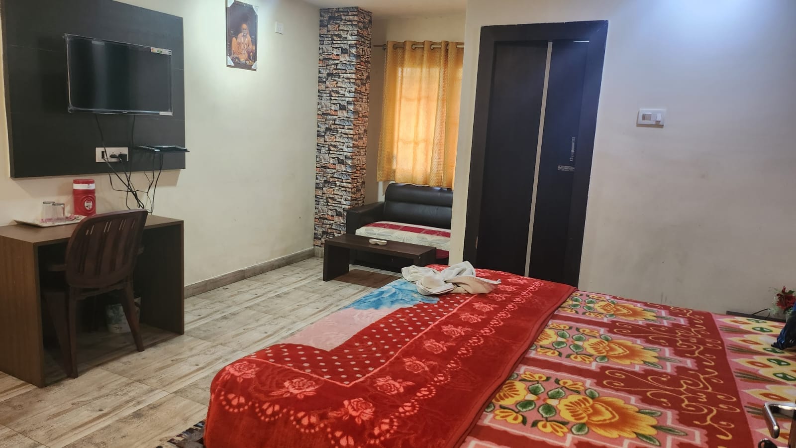 HOTEL GURU - Tap to explore photos