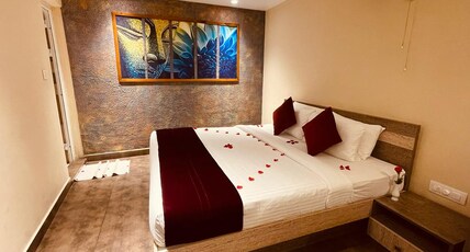 Foggy Knolls Resort Room Type - Cave Deluxe Room - Solaris or Dhyana Foggy Knolls Resort Room Type - Cave Deluxe Room - Solaris or Dhyana