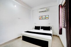 Hotel O Purani Haveli