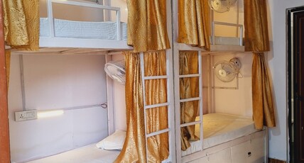 LandLopers Hostel Rishikesh Room Type - Bed in 6-bed Dorm (AC)