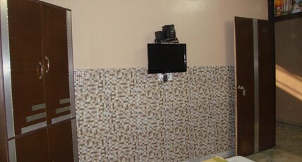 Hotel Sunshine Room Type - STD A.C ROOM (Couples Not Allowed)