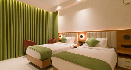 CRYSTAL PALACE Room Type - Premium Room