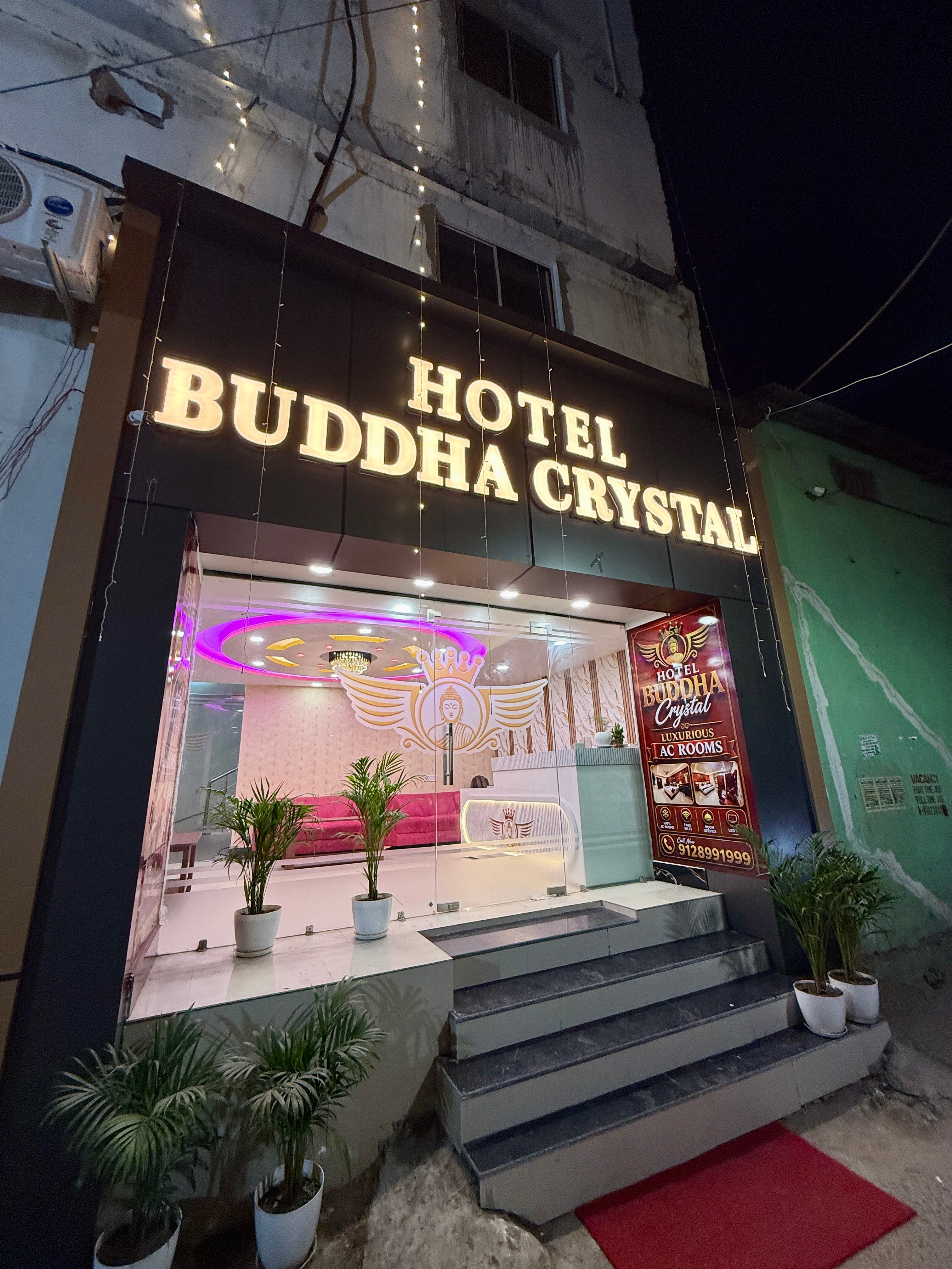 HOTEL BUDDHA CRYSTAL - Tap to explore photos