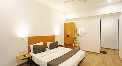FabHotel The Runner Room Type - Premium Room