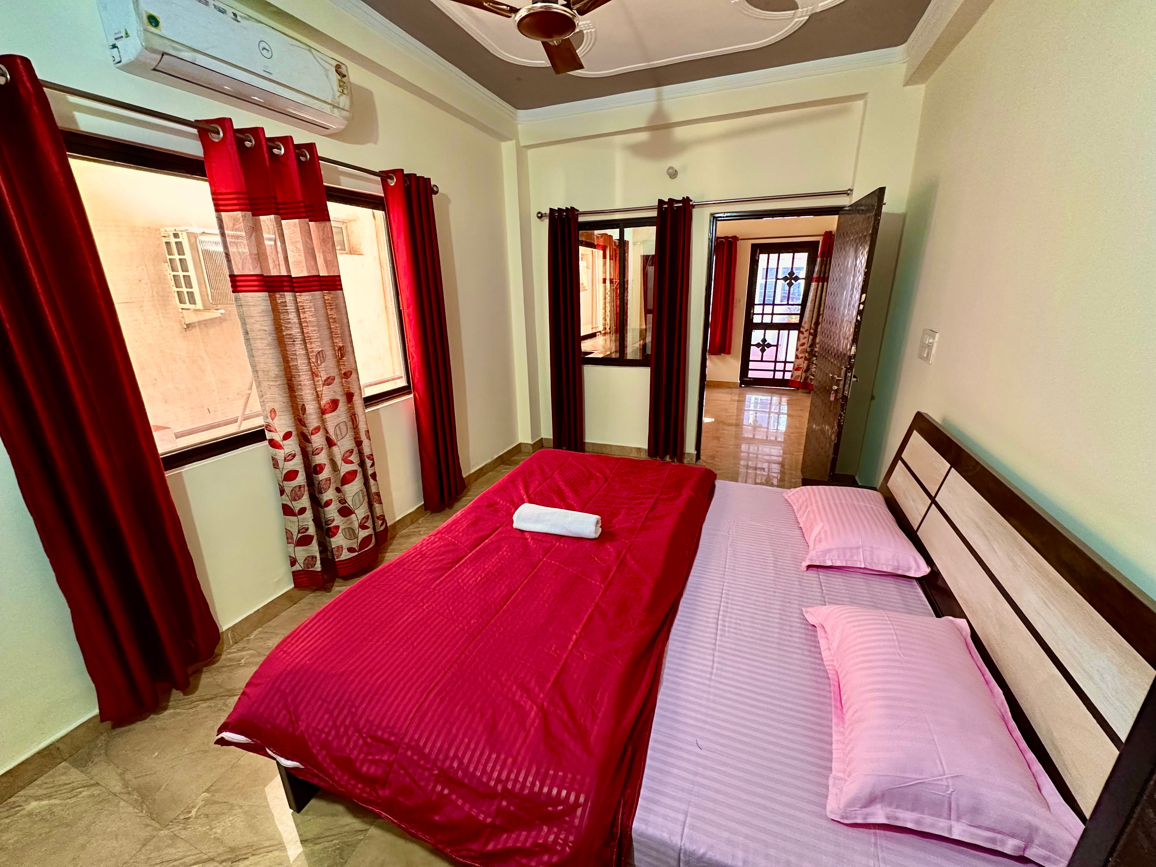 Yog Vidhya Homestay - Tap to explore photos