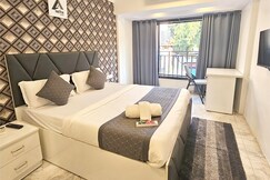 Astha Kandivli Service Apartment