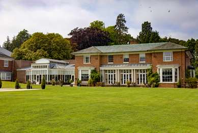 B/W Plus Kenwick Park Hotel