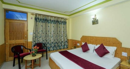 Hotel Sumeera Inn Manali Room Type - Family Room