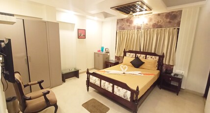 THE PIKUS Room Type - STUDIO  ROOM AC