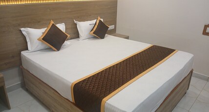 Hotel The Orchid Inns Room Type - Super Deluxe AC Room (Renovated)