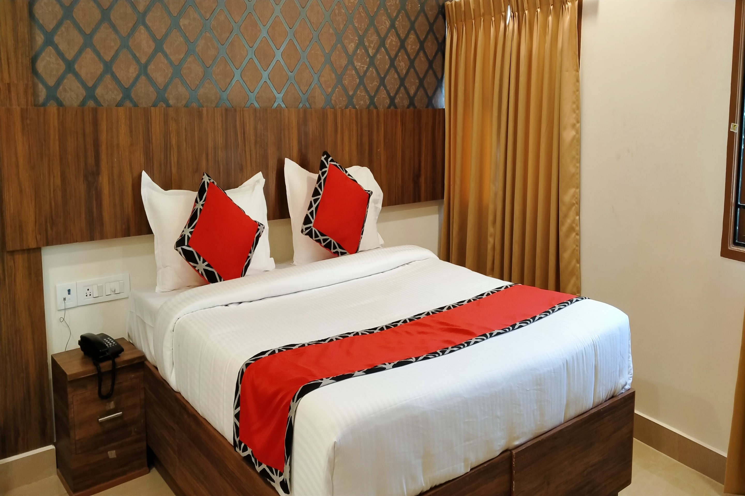 Empire Inn Business Hotel - Tap to explore photos