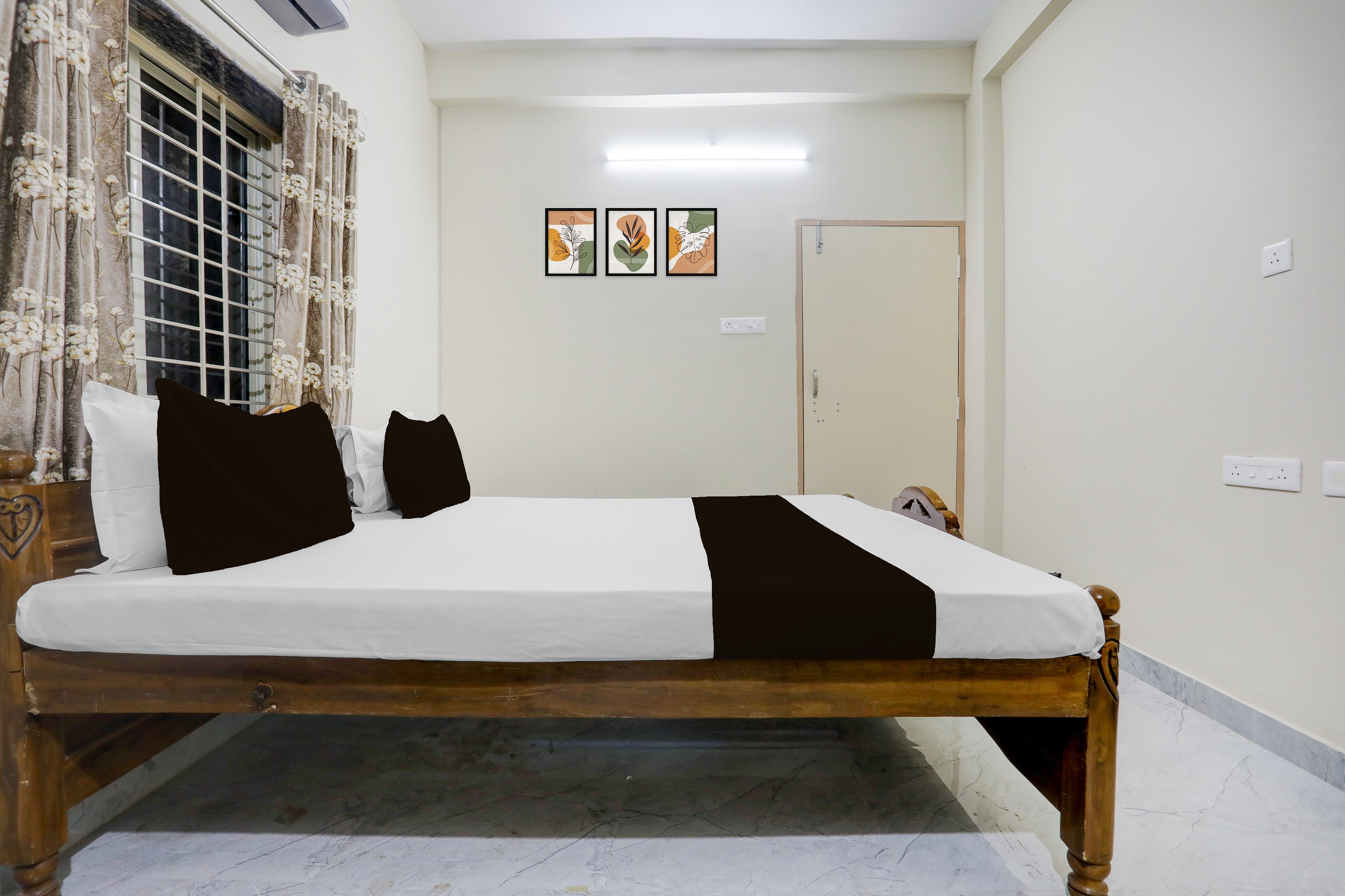 Super Hotel O Kunjaban residency Barang Junction - Tap to explore photos