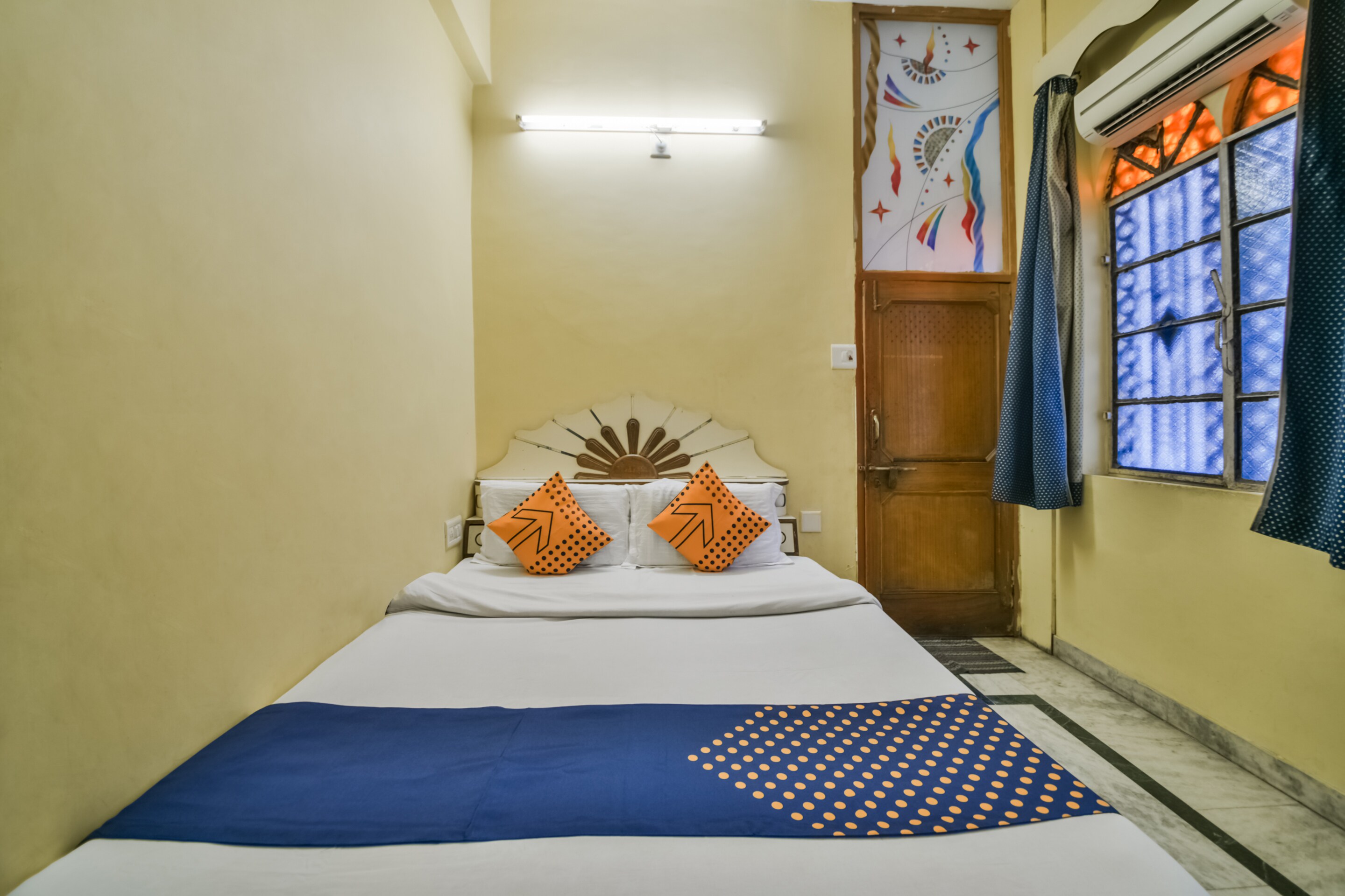 Hotel Vishal - Tap to explore photos