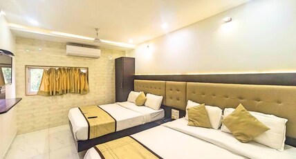 Hotel BKC Palace Inn Room Type - Deluxe Four-Bed Room