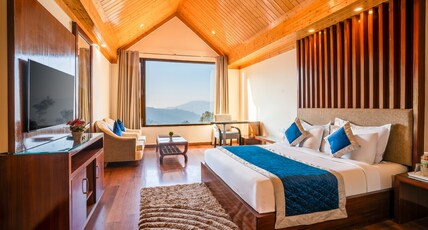 Shimla Havens Resort by Eco Hospitality Room Type - Premium Room Valley View Centrally Heated