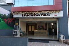 Hotel Lakhdatar Inn