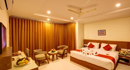 FLORAL PARK Room Type - Deluxe room