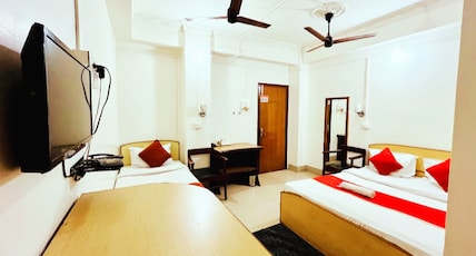 NEW HOTEL RHINO Room Type - Triple Bed Semi Deluxe (NON AC) NEW HOTEL RHINO Room Type - Triple Bed Semi Deluxe (NON AC)