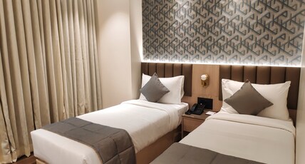 Maxxvalue Hotel MIDC Room Type - Deluxe Twin Room