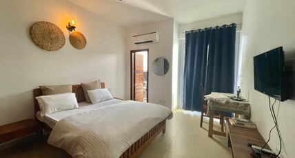 Casadura Stays Room Type - Premium Room in Casadura