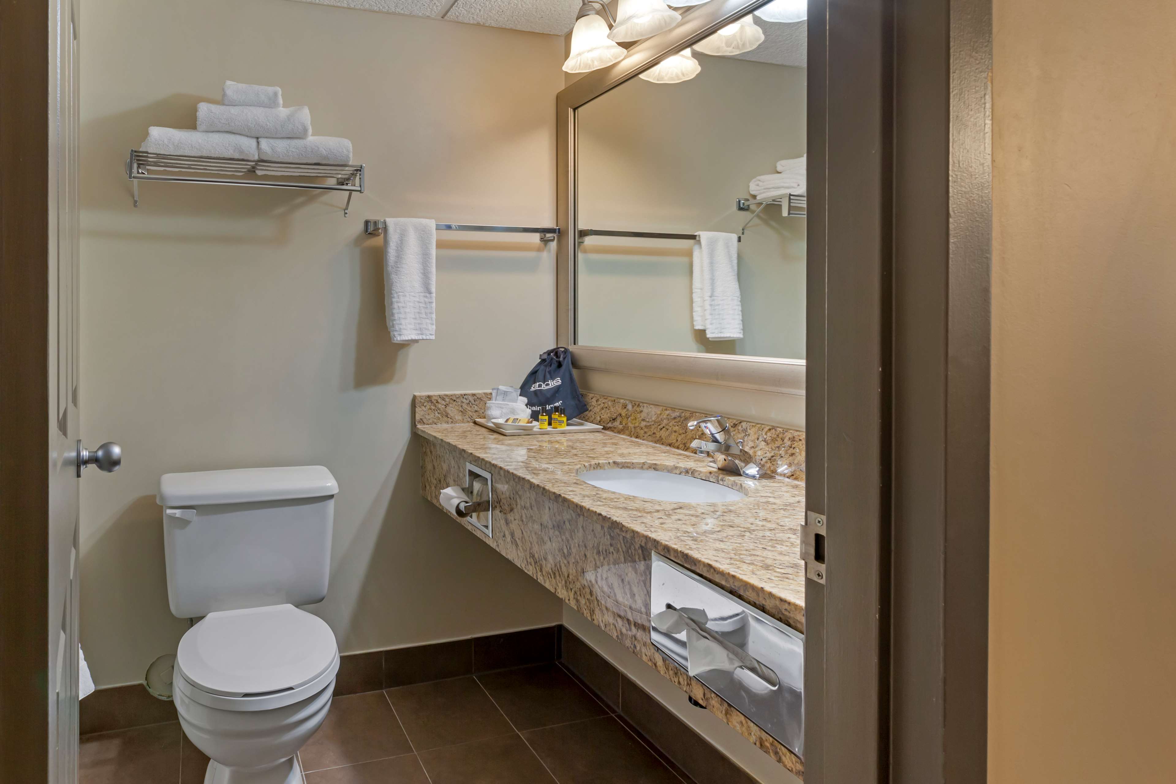 Best Western Plus Orillia Hotel - Tap to explore photos