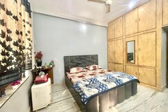 ZenRoofs: A 5 BHK House