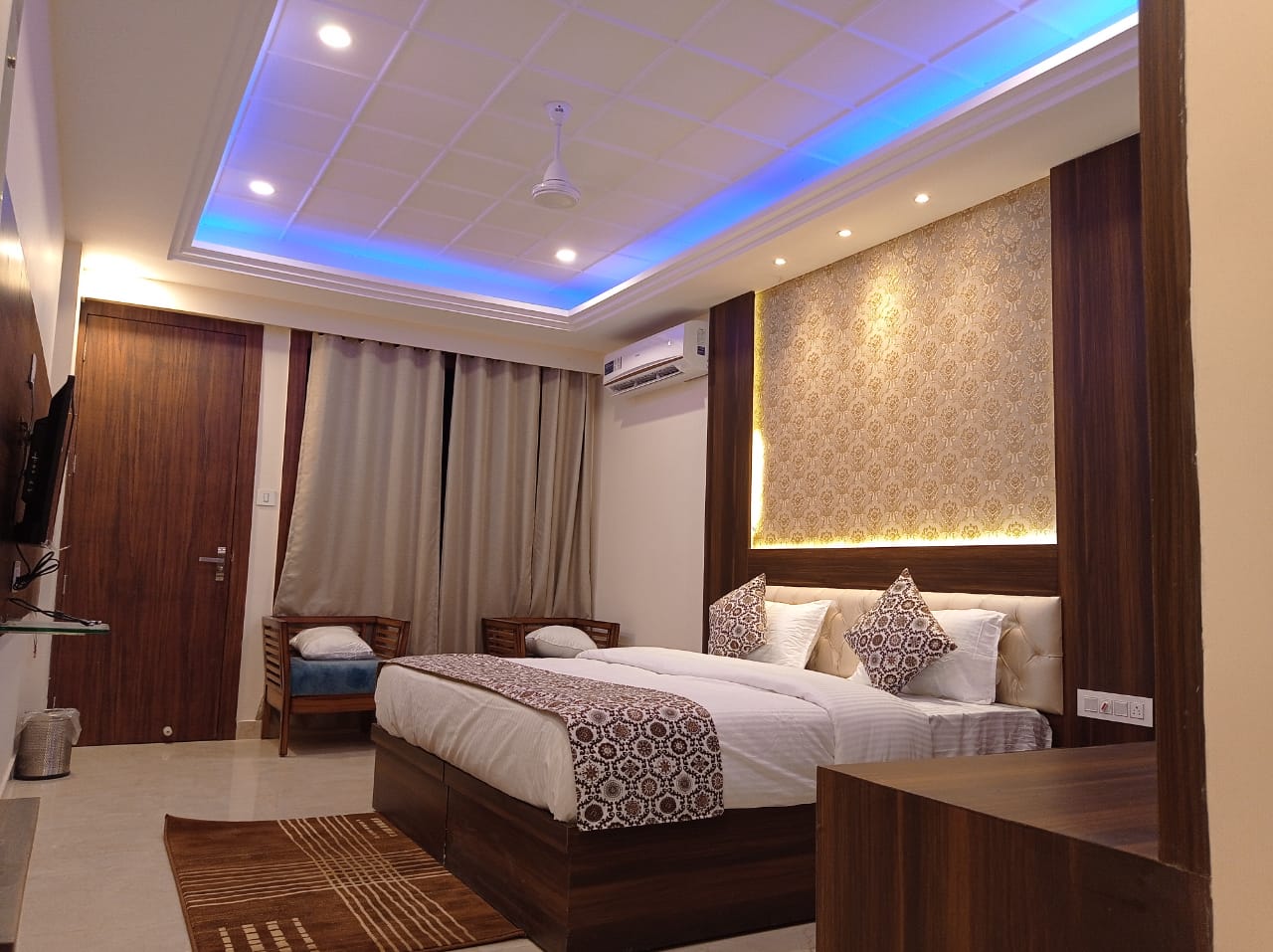 VANSARA HOTELS AND RESORTS - Tap to explore photos