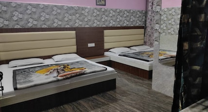 Vidya Guest House @ 2 Mins from Yatra Parchi Counter Room Type - Four Bed family Room Vidya Guest House @ 2 Mins from Yatra Parchi Counter Room Type - Four Bed family Room