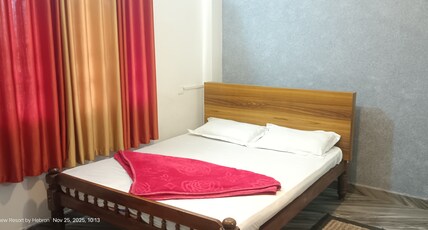 Shola Valley View Resort Room Type - Deluxe Room 201