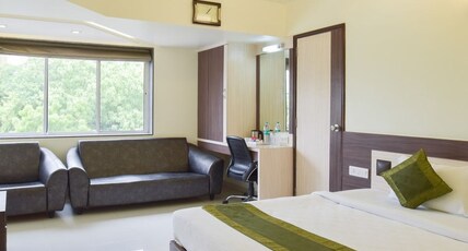 Hotel Palliate Room Type - Executive Non Ac Room (Unmarried couples are not allowed) Hotel Palliate Room Type - Executive Non Ac Room (Unmarried couples are not allowed)