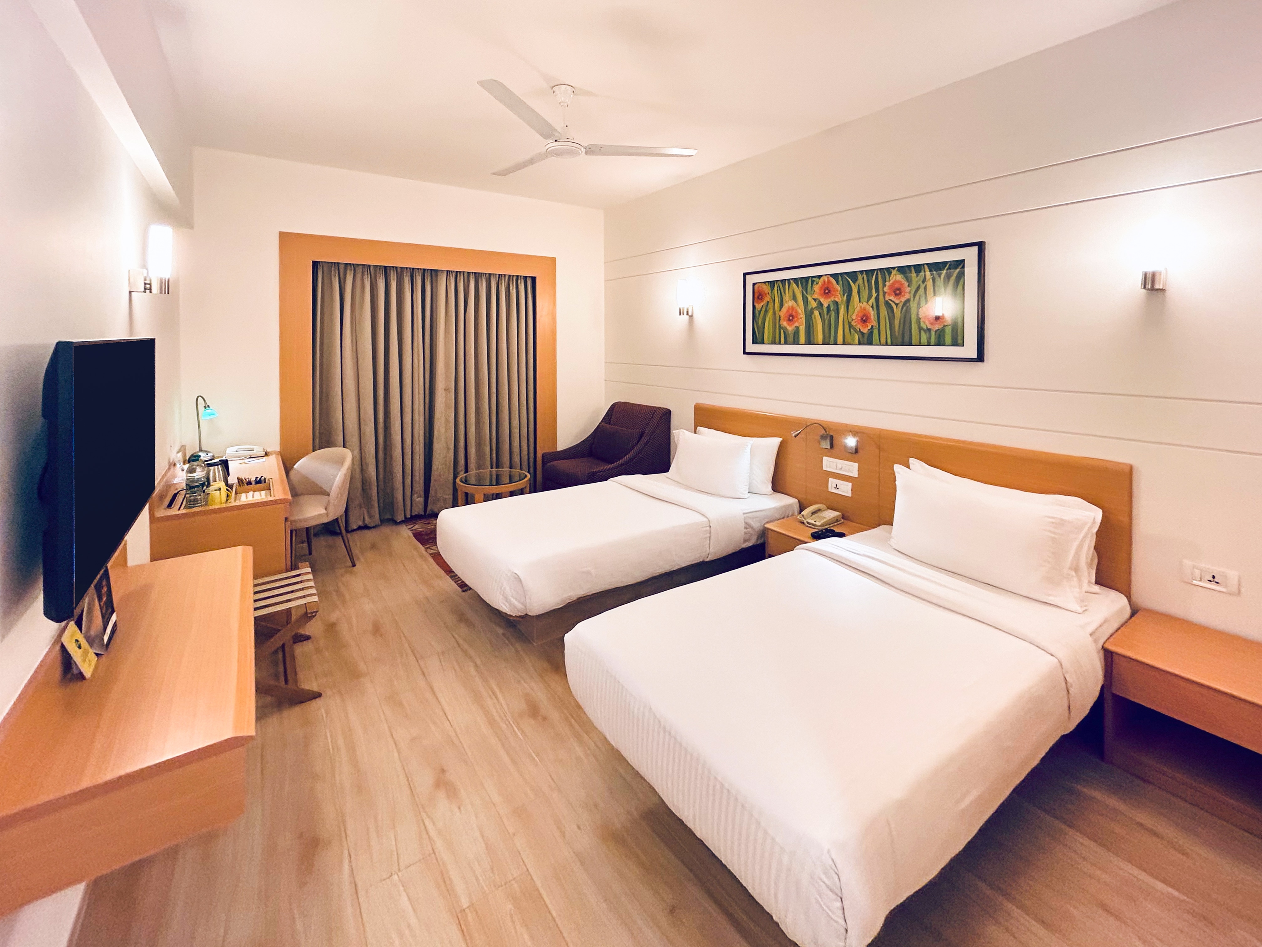 Lemon Tree Hotel Gachibowli - Tap to explore photos