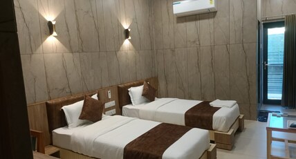 HOTELSILVERCOIN Room Type - SUPER DELUX ROOM