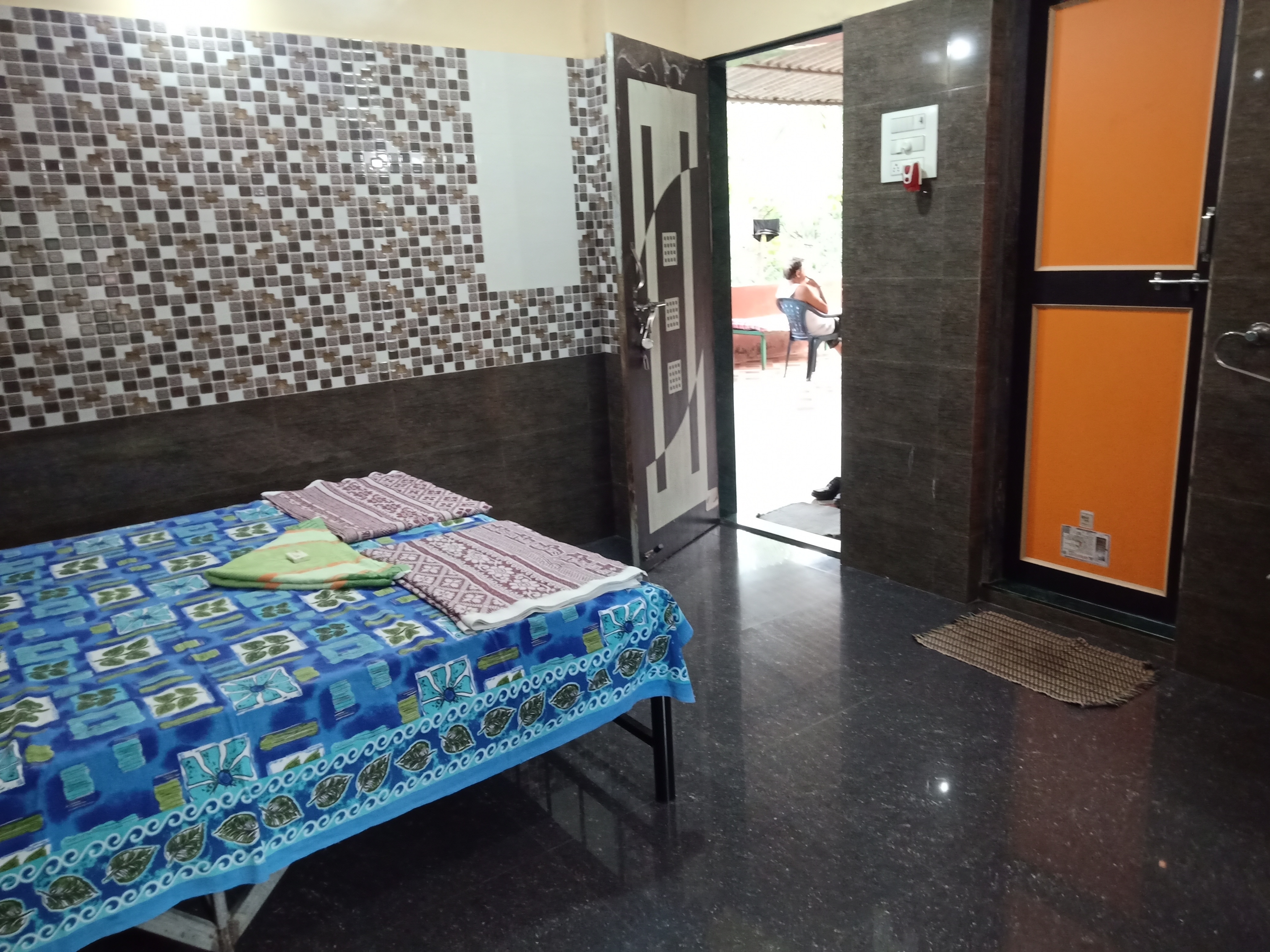 Mulekar Residency Homestay | Rooms & Kitchen - Tap to explore photos