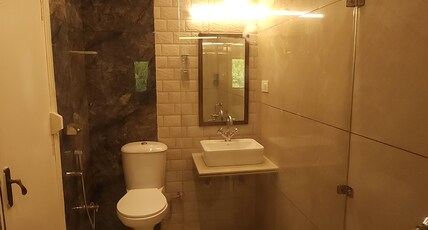 Hotel Multitech Room Type - Super Deluxe King Room with Swing and Front View Hotel Multitech Room Type - Super Deluxe King Room with Swing and Front View