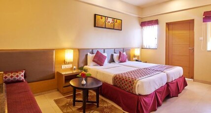 Hotel Kohinoor Room Type - Royal Deluxe Room Twin Bed