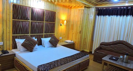 Hotel Chaman Palace Room Type - Honeymoon Suite