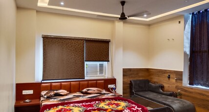 AVN RESIDENCY Room Type - Deluxe Room