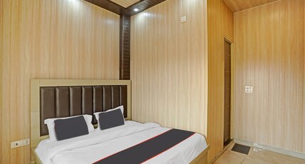 Hotel O by OYO JMS Residency Room Type - Classic
