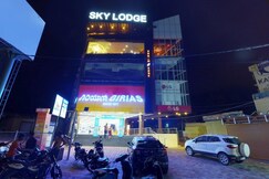 Hotel Sky Lodge