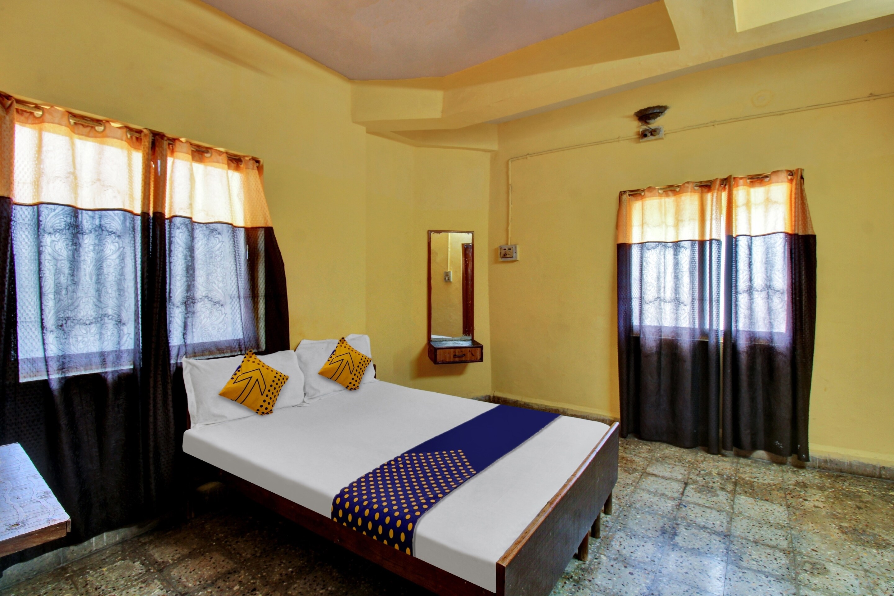 Hotel O Ujjwal - Tap to explore photos