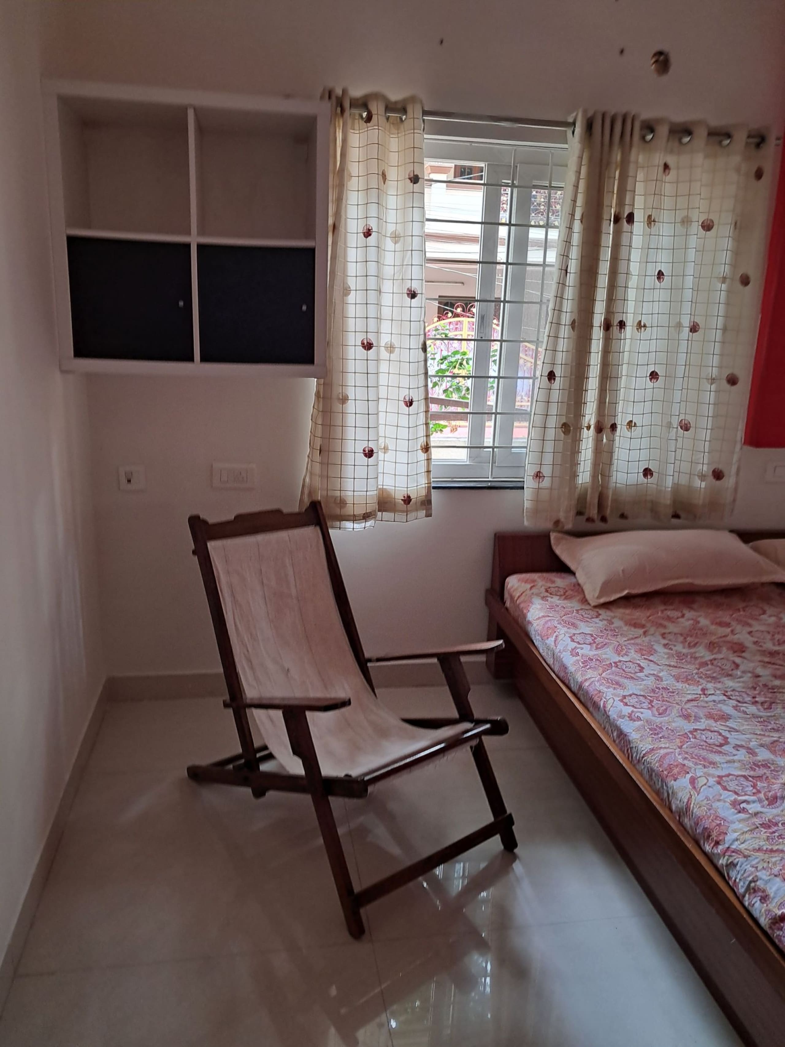 2BHK house near JNTU metro - Tap to explore photos