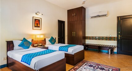 Home@F37 Room Type - Twin Room