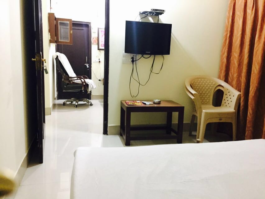 Goyal Hotel - Tap to explore photos