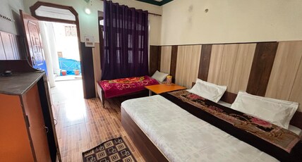 Hotel Priya Room Type - Triple bed 1