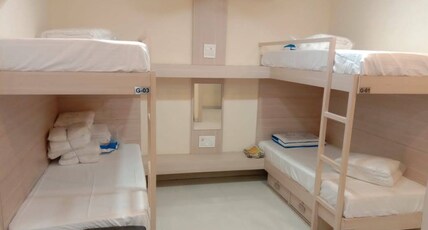 Hotel Amigo Room Type - SINGLE BED IN COMMON HALL (NOT FOR FOREIGNERS) AC ON FROM 11 PM TO 05 AM Hotel Amigo Room Type - SINGLE BED IN COMMON HALL (NOT FOR FOREIGNERS) AC ON FROM 11 PM TO 05 AM