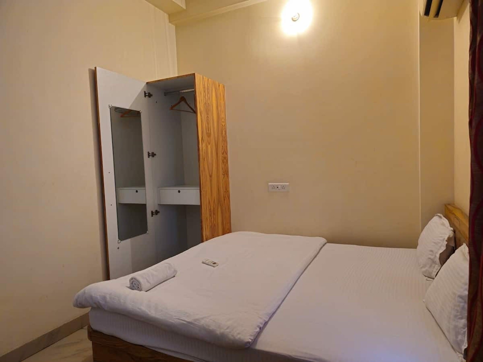 Grace | Entire Lovely 3BHK Fully Furnished - Tap to explore photos