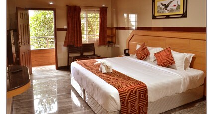 Hotel GVS Residency Room Type - Premium Room (AC on request Chargeable)